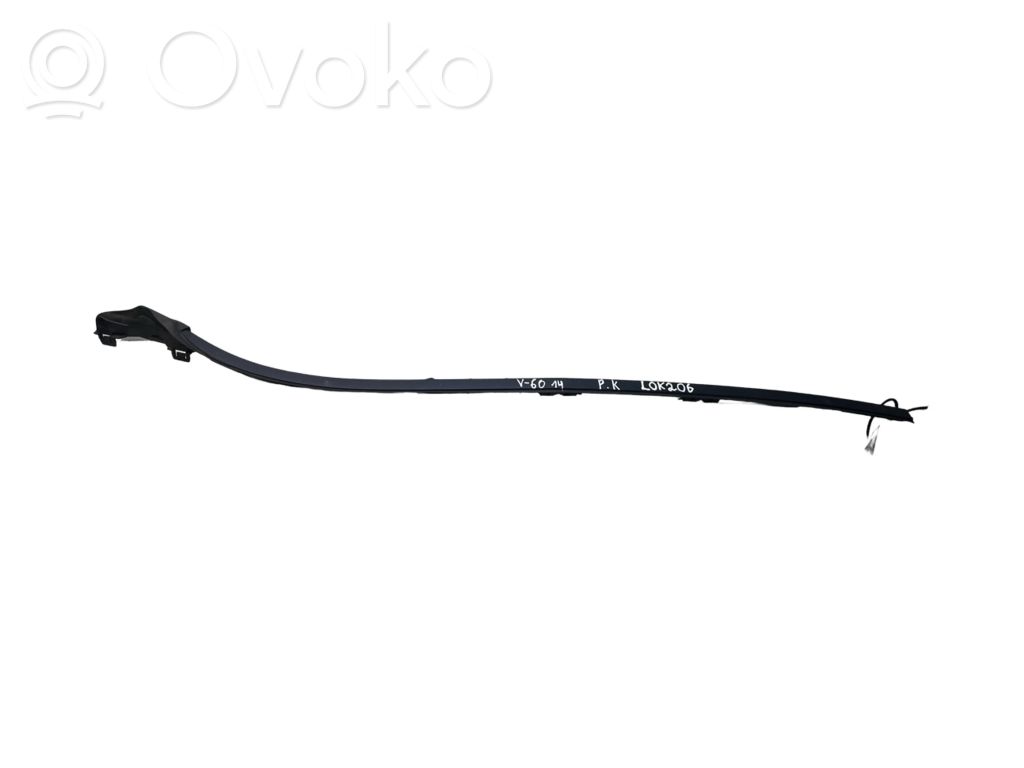 Volvo V60 Windshield trim 