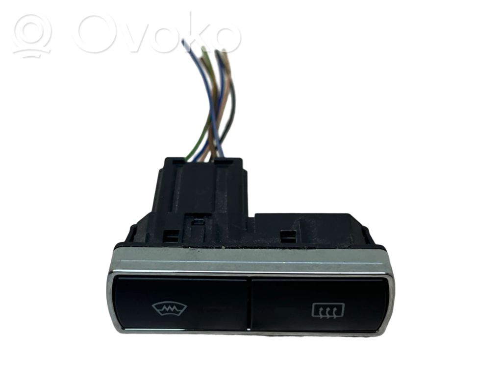 Ford S-MAX Windscreen/window heater switch 