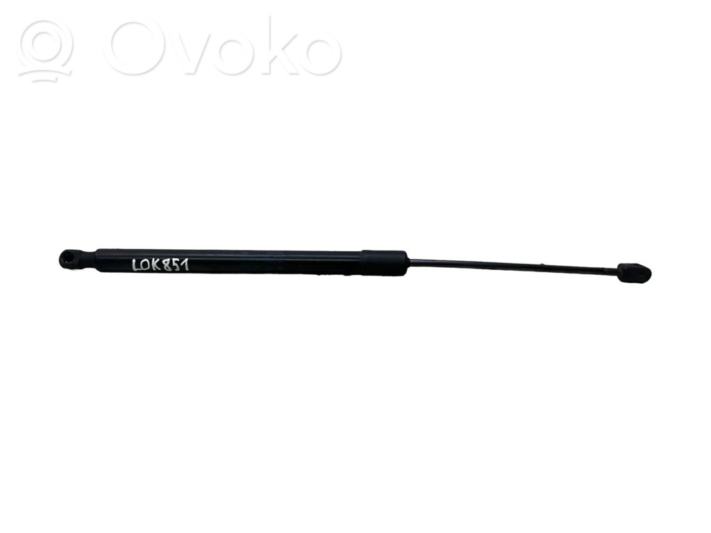 Volkswagen Golf VII Amortyzator klapy tylnej bagażnika 