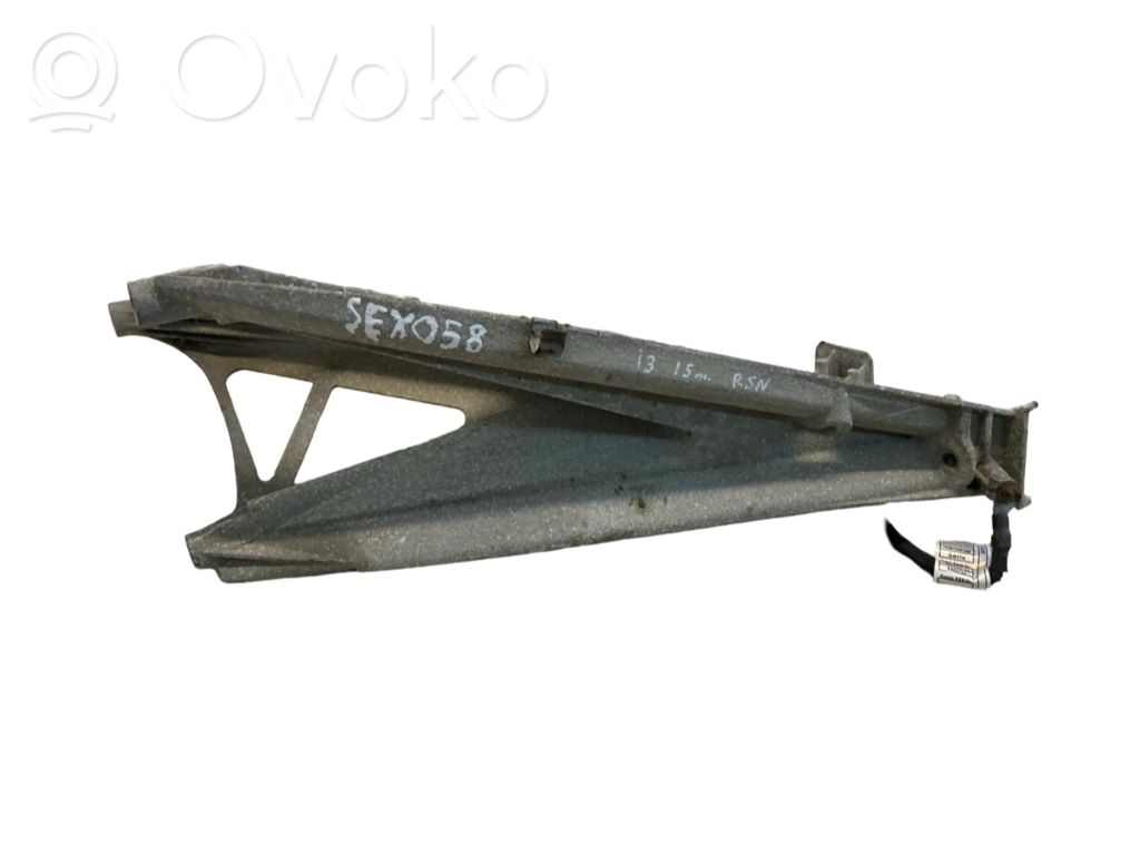 Engine mounting bracket   22116793376,6878936