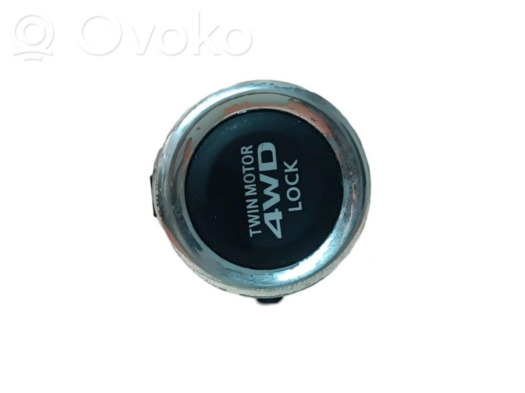 Mitsubishi Outlander Differential lock switch 