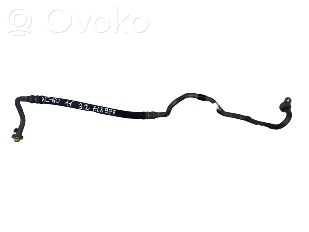 Volvo XC60 Ilmastointilaitteen putki (A/C) 
