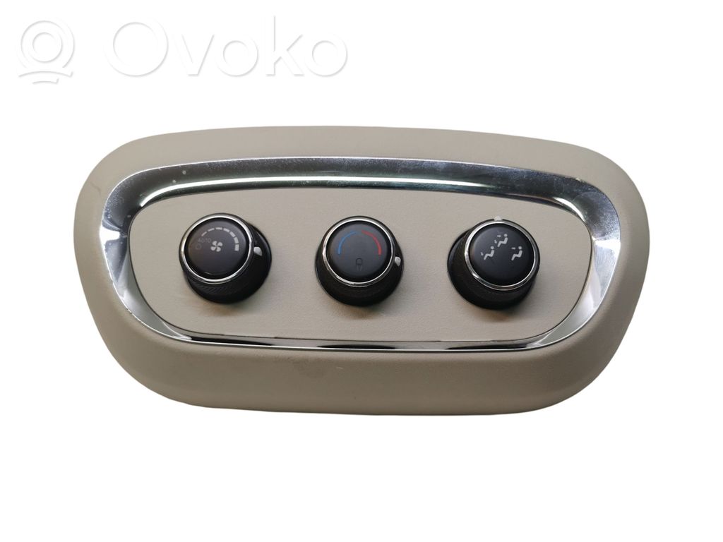 Dodge Durango Climate control unit 