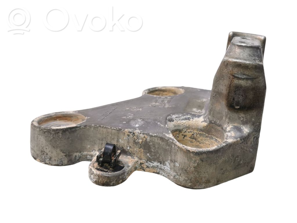 Peugeot 308 Gearbox mounting bracket 