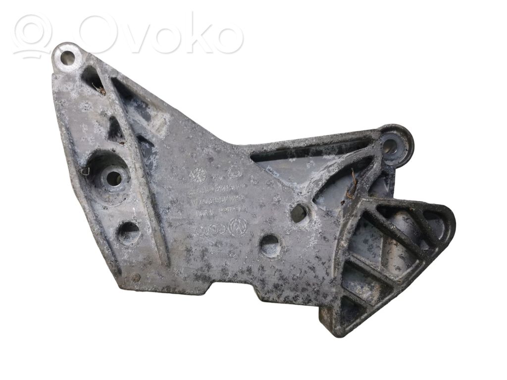 Volkswagen Tiguan Allspace Engine mounting bracket 