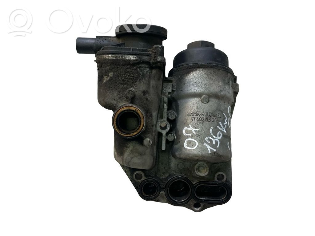 Volvo S80 Oil filter mounting bracket 
