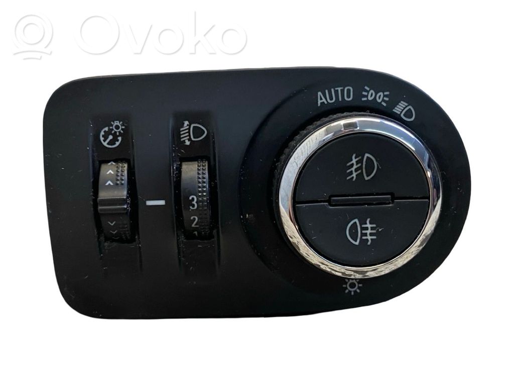 Opel Astra K Interruptor de luz 