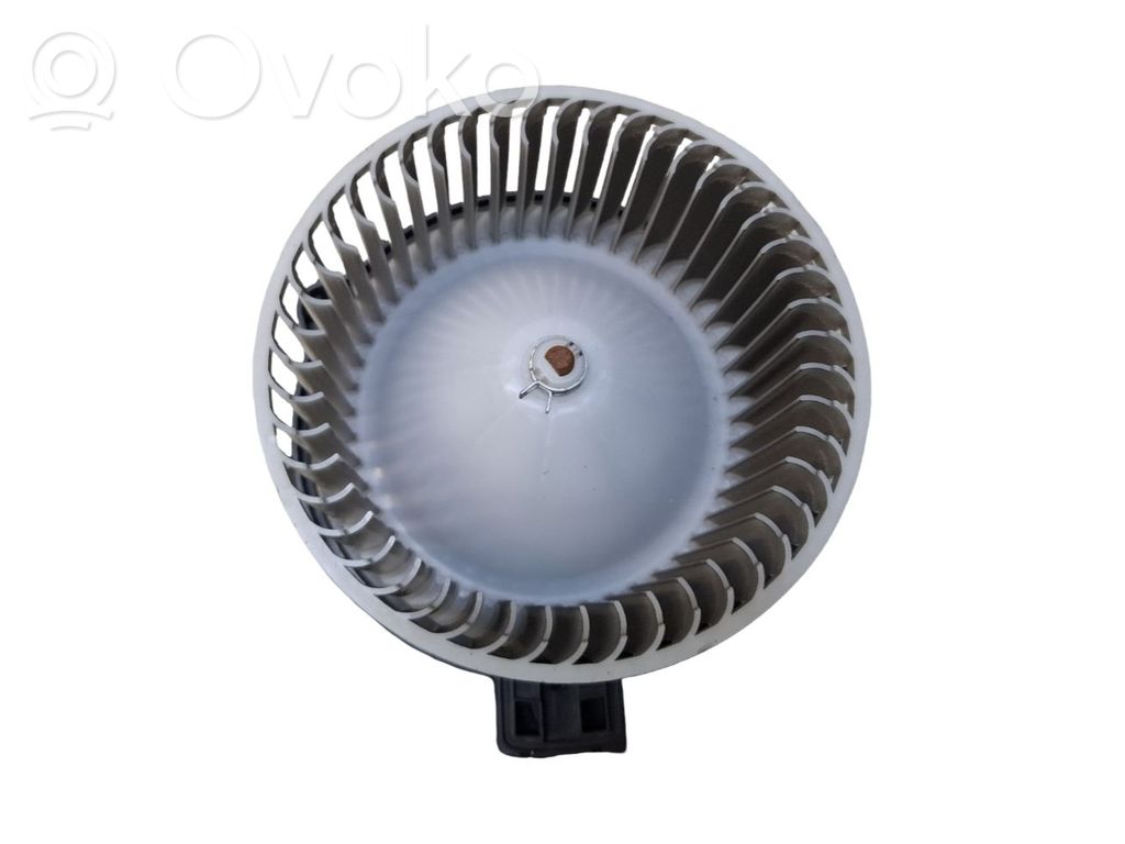 Mazda CX-5 Mazā radiatora ventilators 