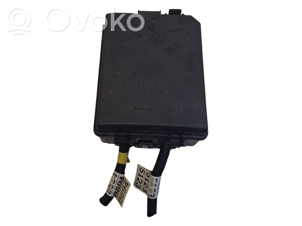 Opel Mokka Fuse box set 