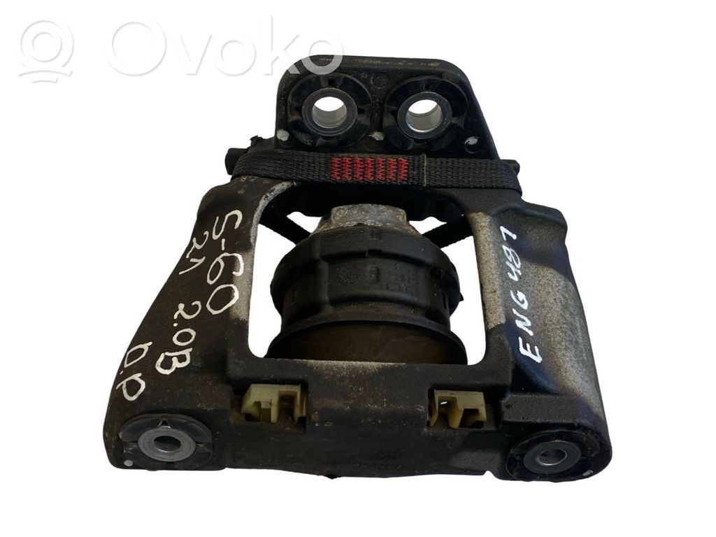 Volvo S60 Engine mount bracket 