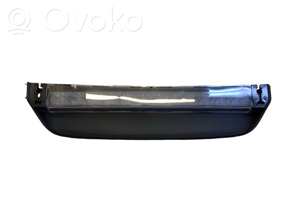 Volvo S60 Third/center stoplight 
