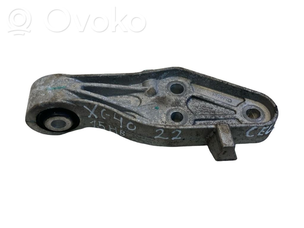 Volvo XC40 Gearbox mounting bracket 