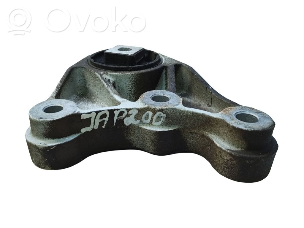 Engine mount bracket   20221015