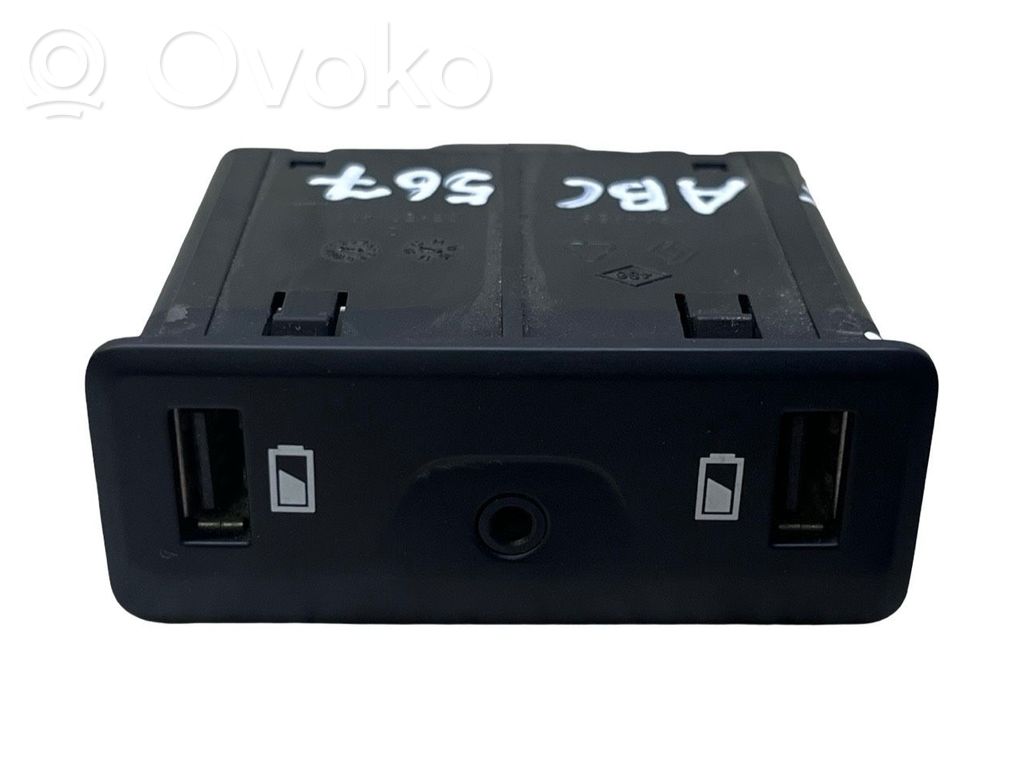 Renault Talisman Enchufe conector USB 