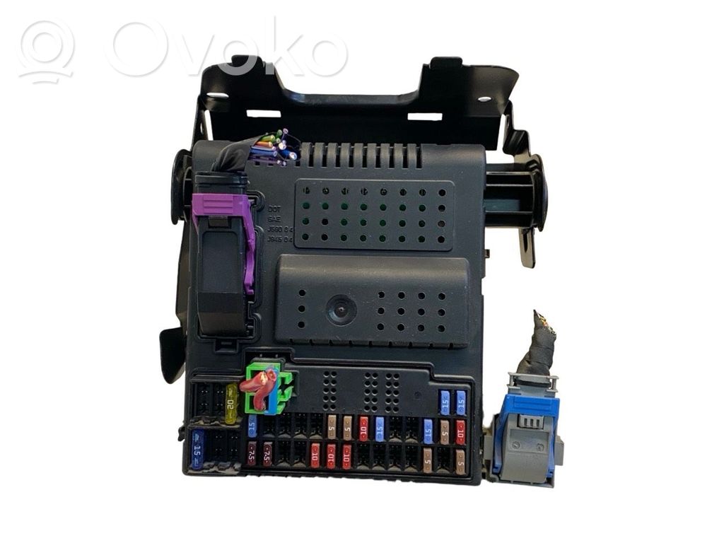 Volvo XC70 Fuse module 