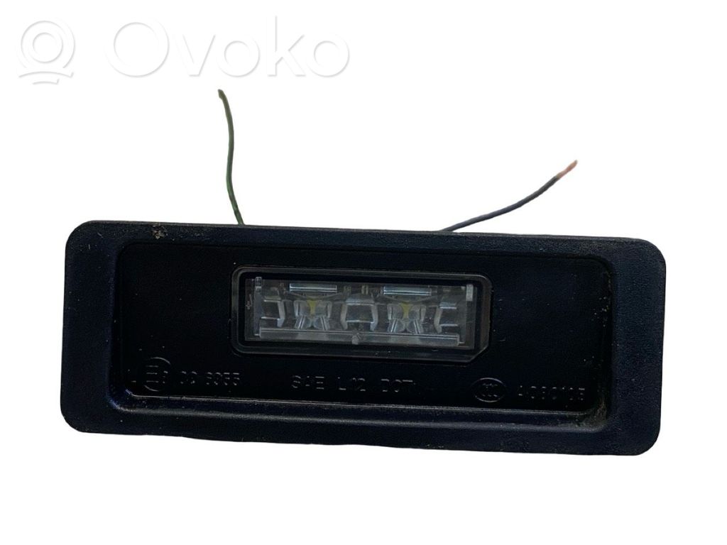 Volvo V40 Éclairage de plaque d'immatriculation 