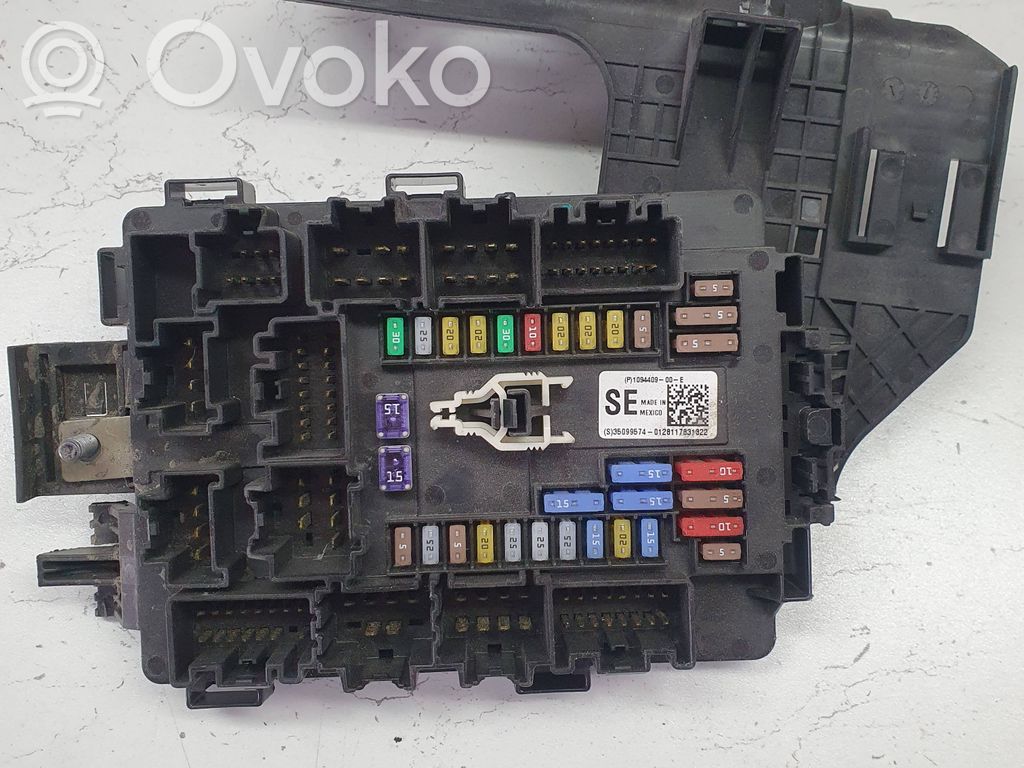 Tesla Model S Fuse module 