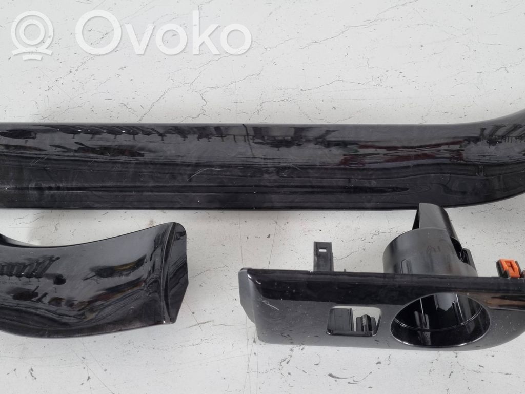 Dodge Durango Panel trim 