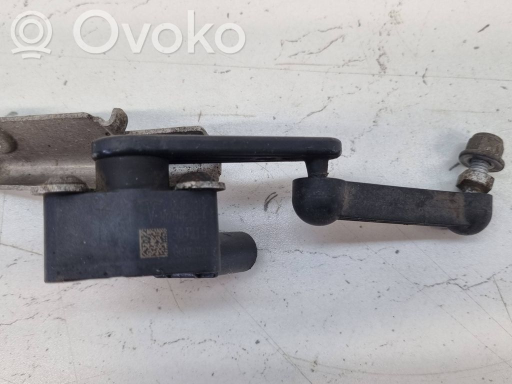 Tesla Model S Front air suspension height level sensor 