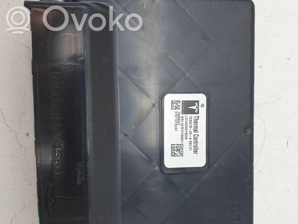 Tesla Model S Air conditioning/heating control unit 