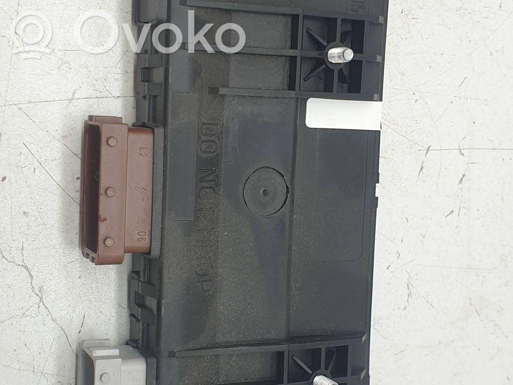Tesla Model S Seat control module 