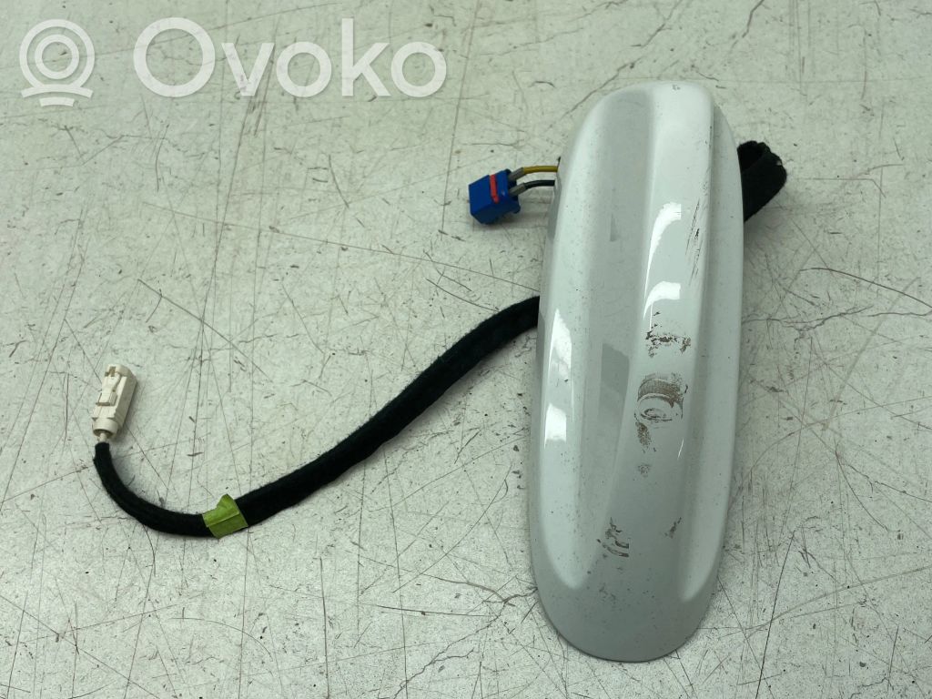 Chrysler Pacifica GPS-pystyantenni 