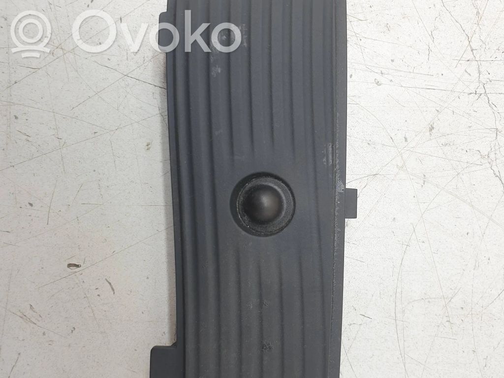 Chrysler Pacifica Dashboard trim 