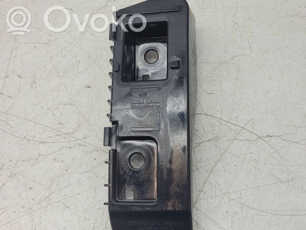 Tesla Model 3 Rear bumper mounting bracket 
