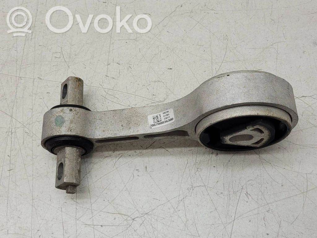 Maserati Ghibli Engine mount bracket 