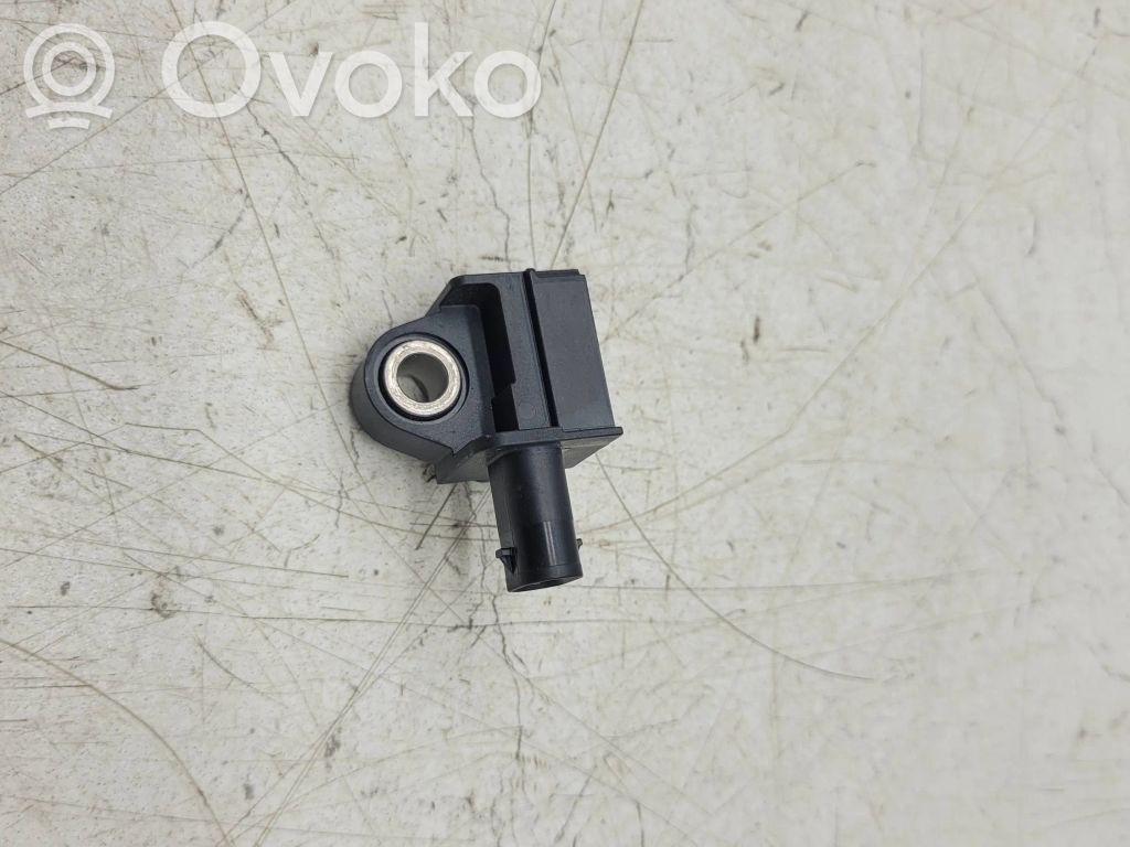 Chrysler Pacifica Airbag deployment crash/impact sensor 