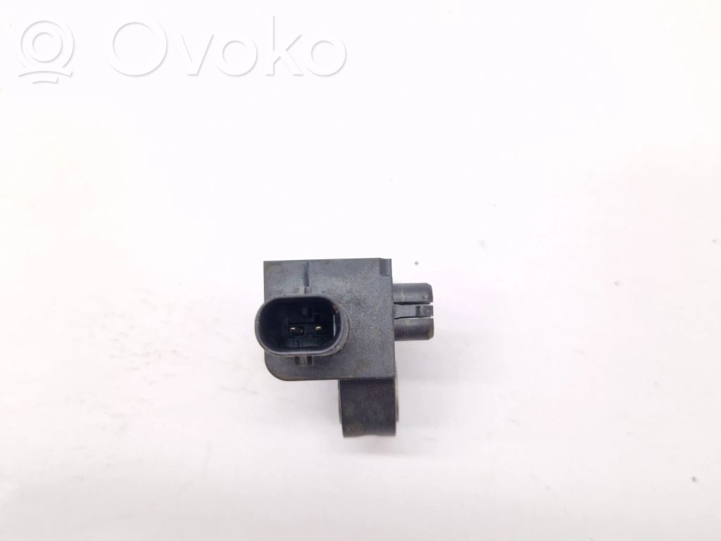 Chrysler Pacifica Airbag deployment crash/impact sensor 