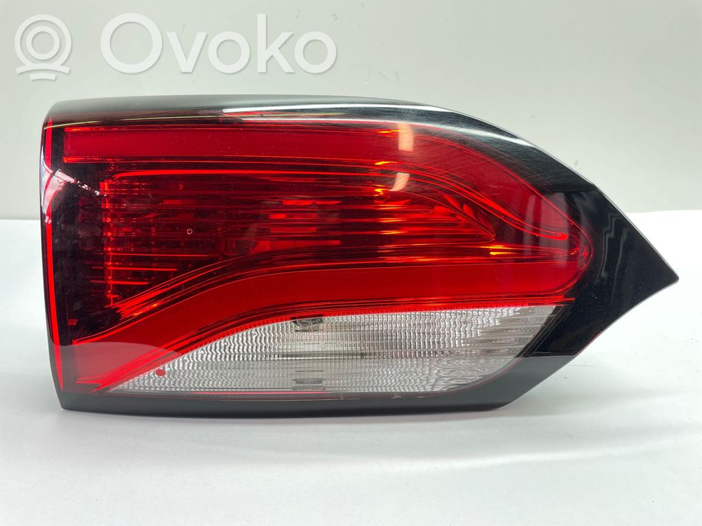 Chrysler Pacifica Tailgate rear/tail lights 