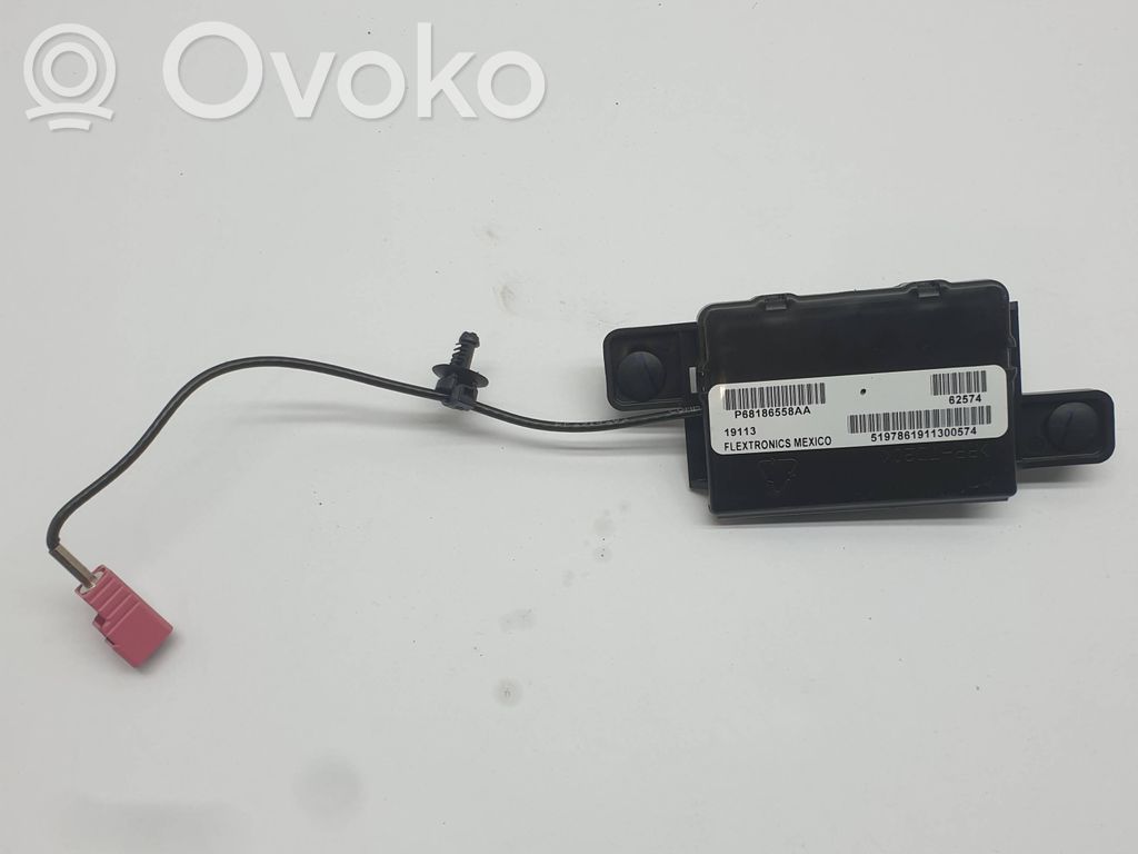 Chrysler Pacifica Antenna control unit 