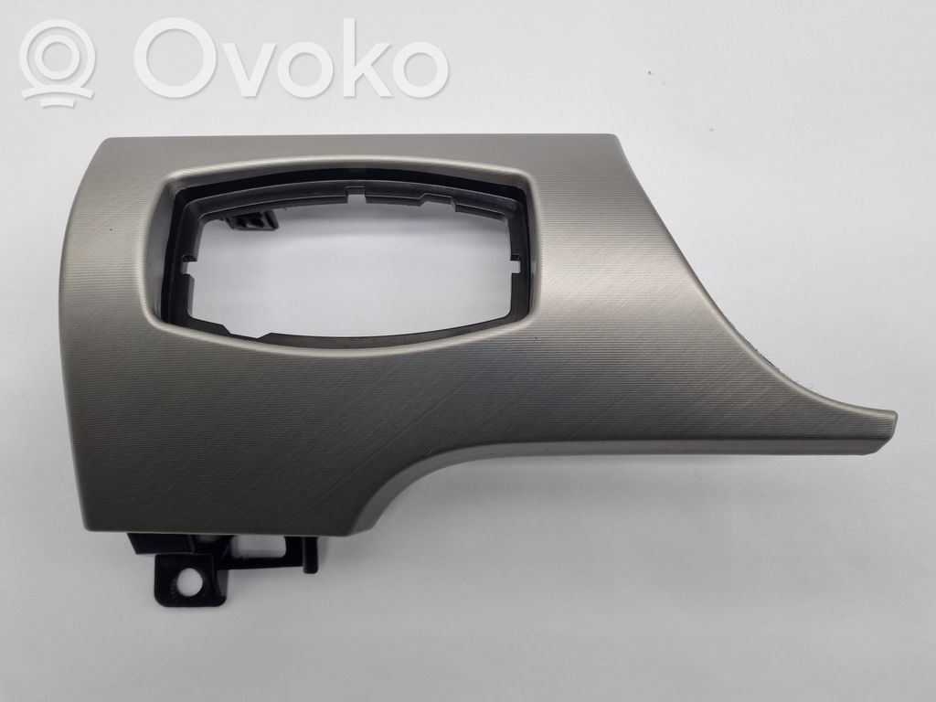 Ford Mustang VI Ramka deski rozdzielczej 