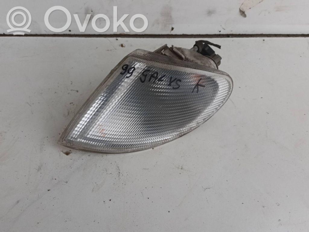 Ford Galaxy Front indicator light 