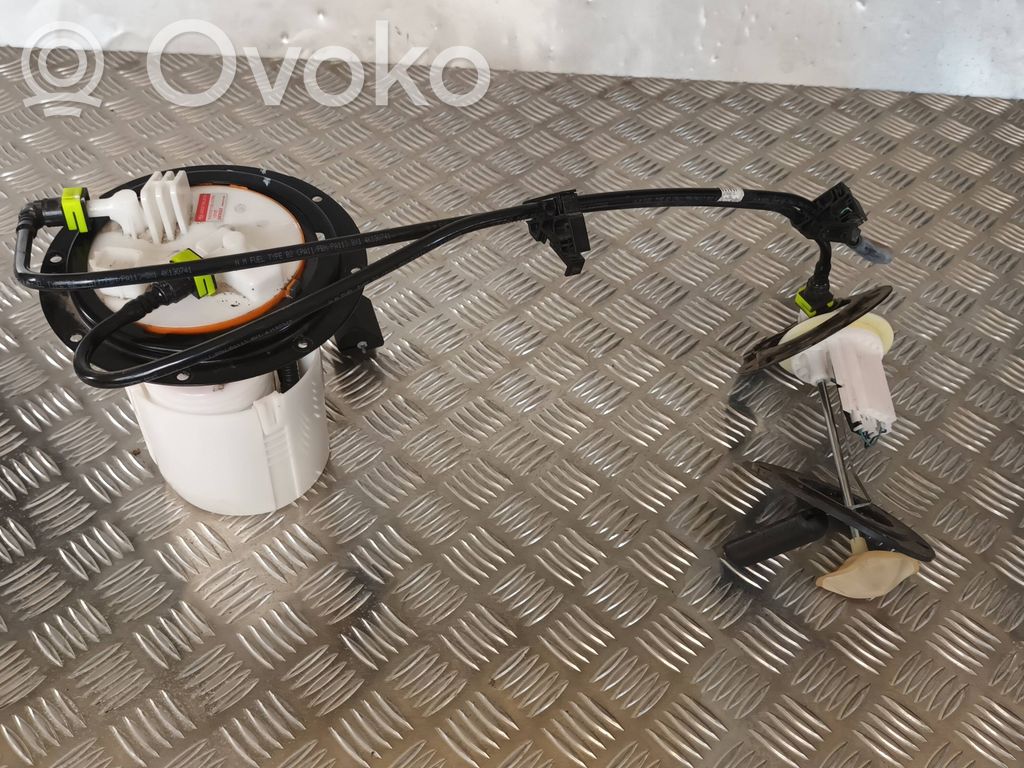 Subaru Outback (BS) Pompa paliwa w zbiorniku 