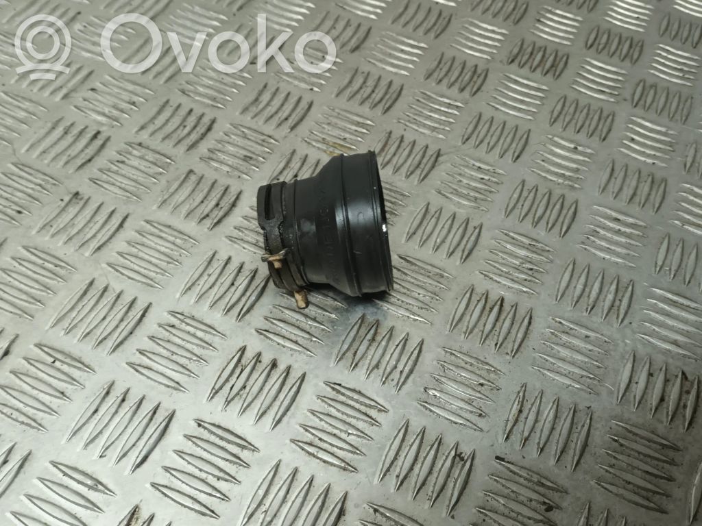 Volkswagen Bora Oro vamzdis į turbiną 