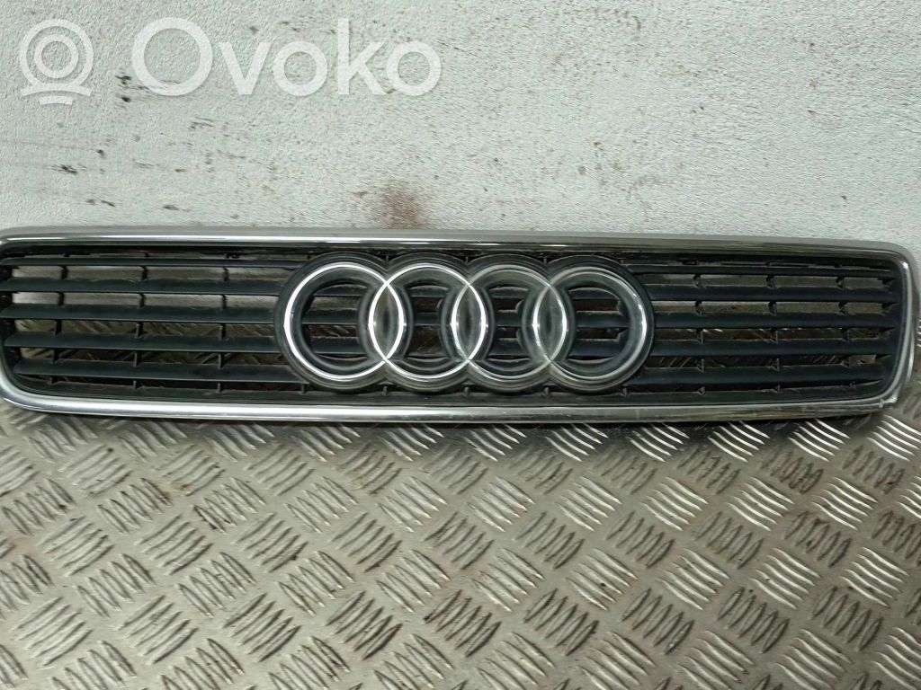 Audi A4 S4 B5 8D Rejilla delantera 