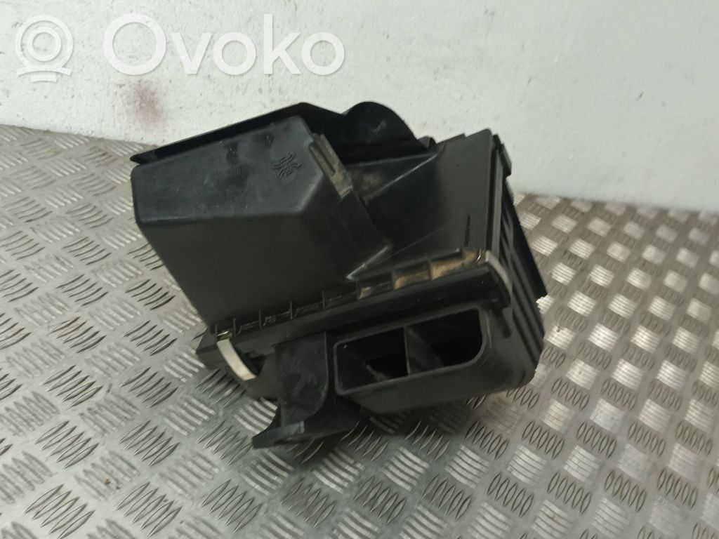 Audi A4 S4 B5 8D Luftfilterkasten 