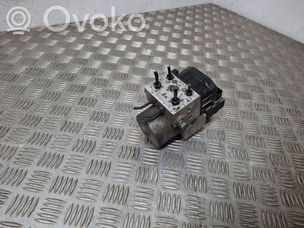Audi A4 S4 B5 8D Bomba de ABS 