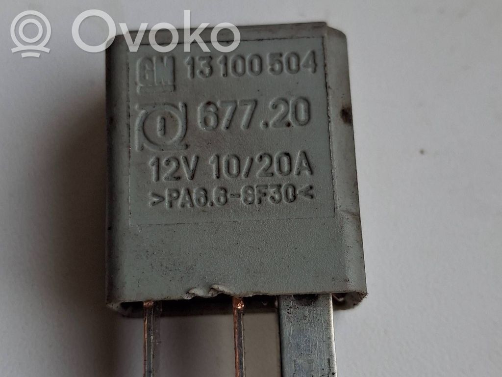 Opel Vectra C Cita veida releji 