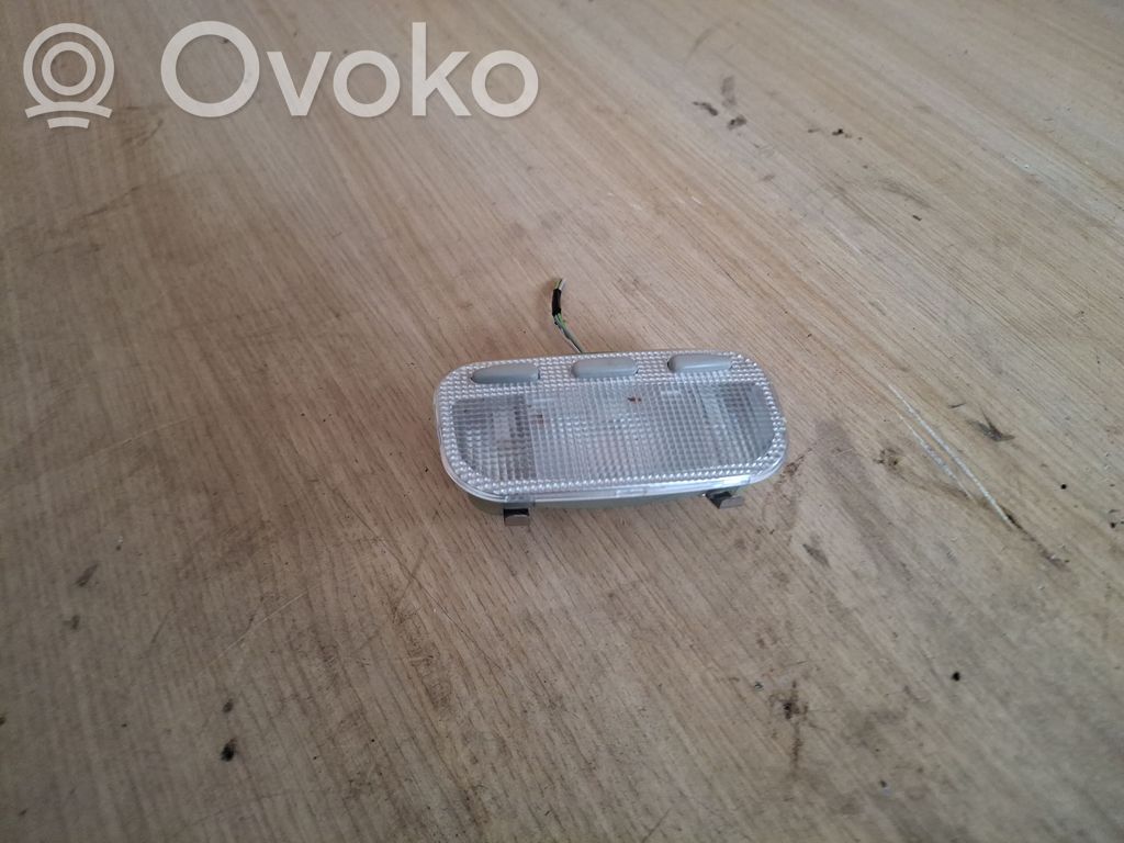 Peugeot 407 Rear seat light 