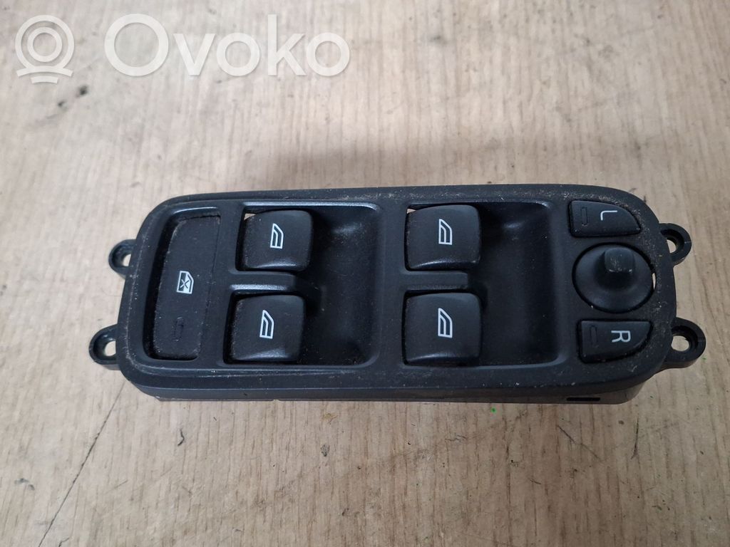 Volvo S60 Electric window control switch 