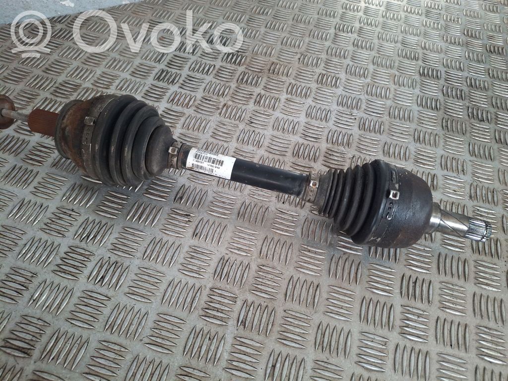 Volvo S60 Priekinis pusašis 