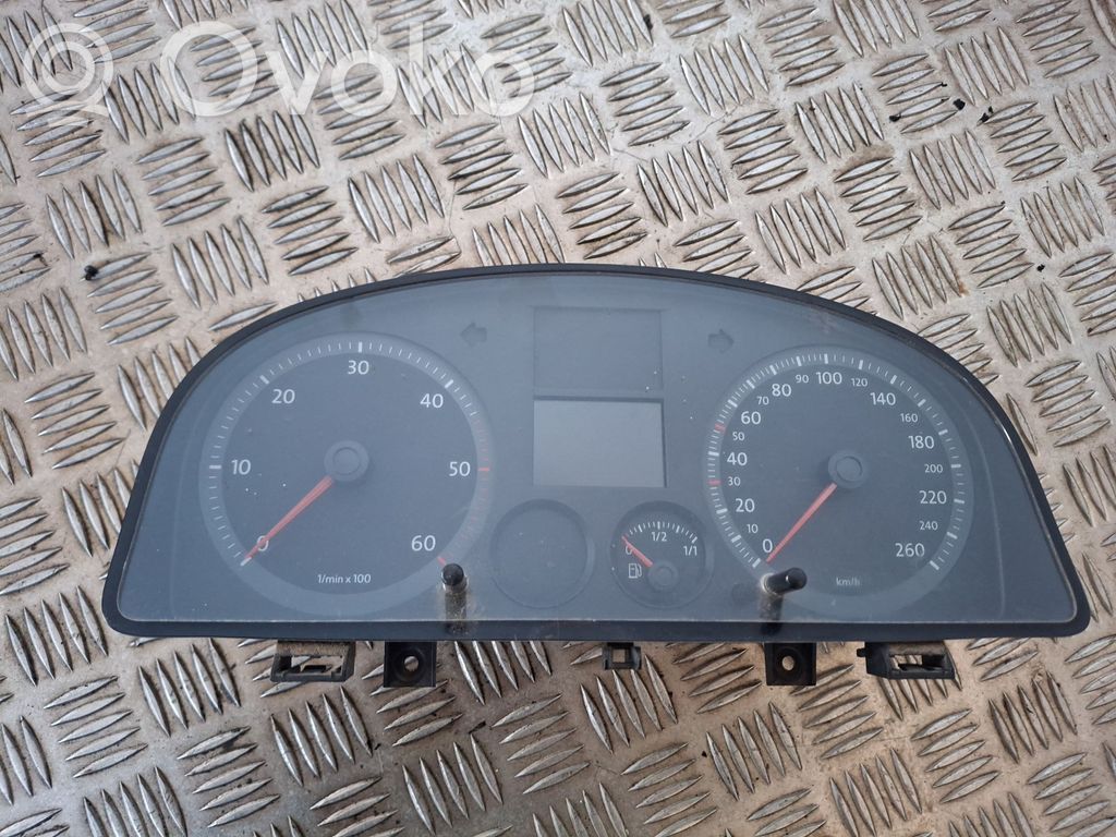 Volkswagen Caddy Speedometer (instrument cluster) 