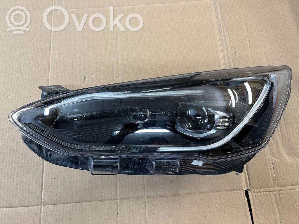 Phare frontale   JX7B13E017CE