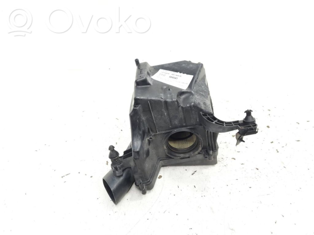 Ford Focus Tapa de la caja del filtro de aire