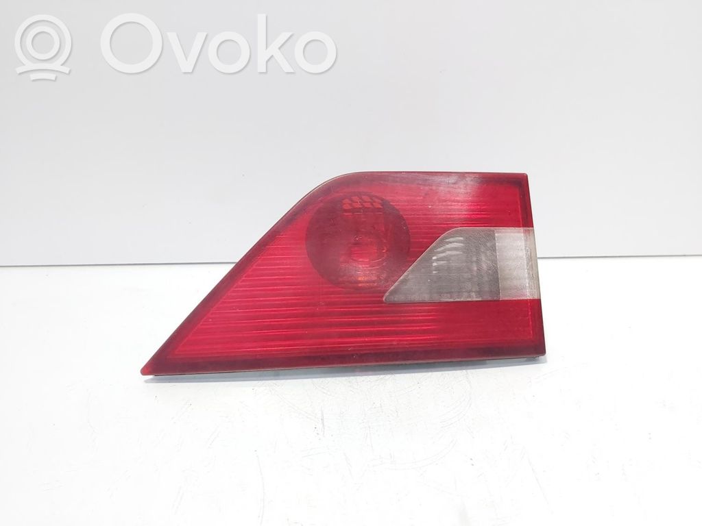 BMW X3 E83 Klosze lamp tylnej klapy bagażnika