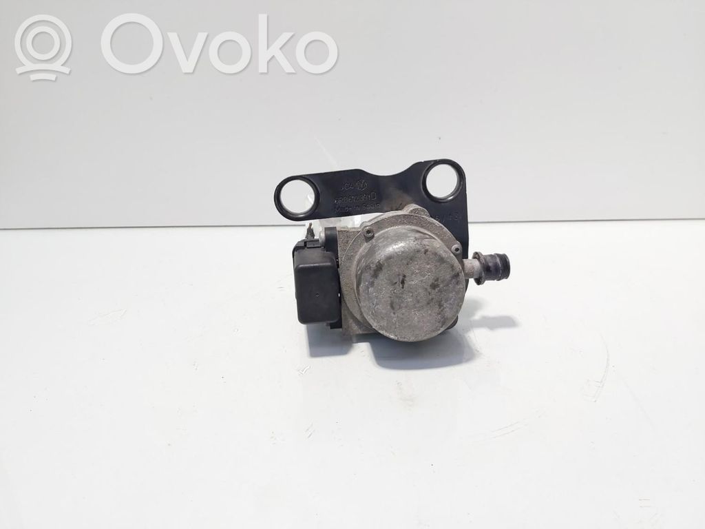 Volkswagen Polo VI Pompă vacuum 