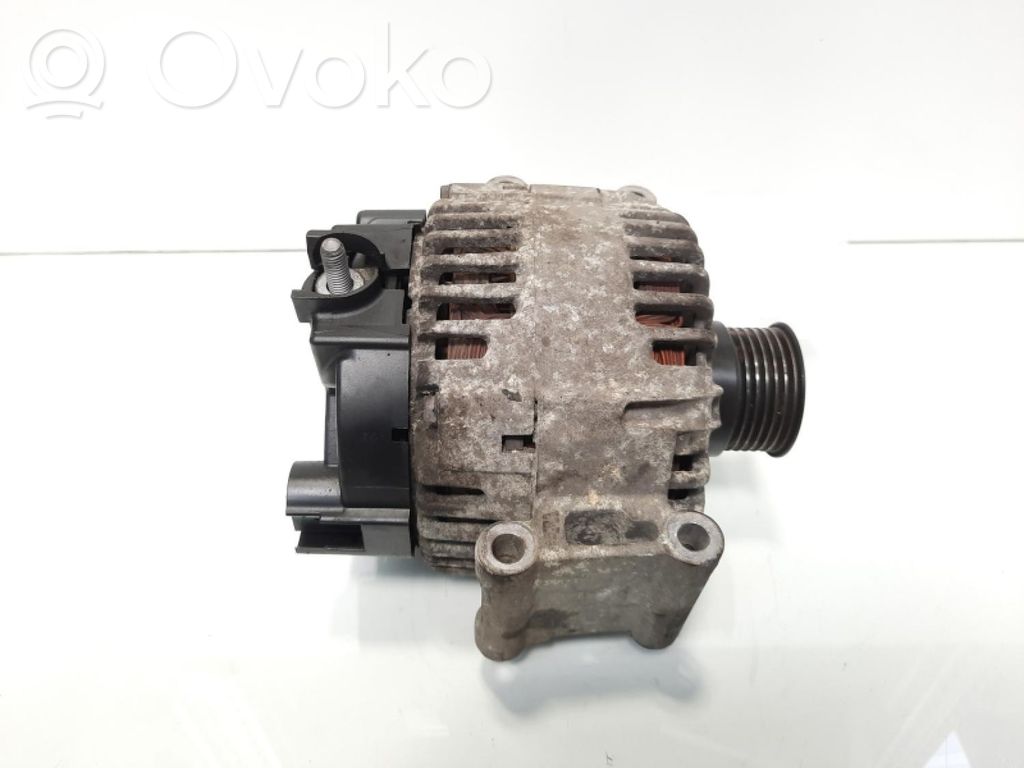 Mercedes-Benz C W204 Alternador